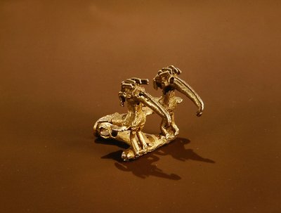 Sinu Stabspitze, zwei Vögel darstellend von Pre Columbian Pre Columbian